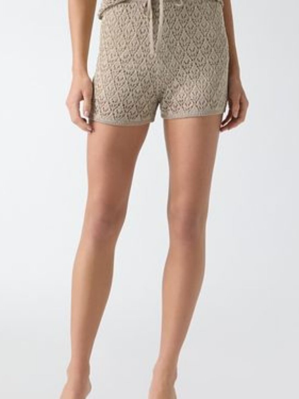 GUESS Women's Serina Pointelle Stitch Pull-On Shorts